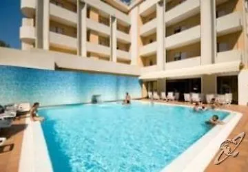 欧罗巴酒店 3* 比比翁